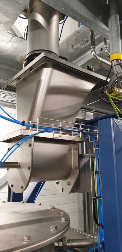 Actiefkool-installatie voor biologische waterzuivering